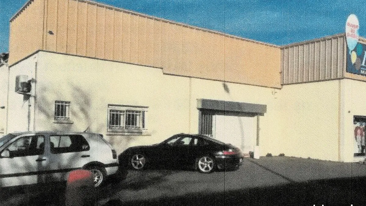 Photo 1