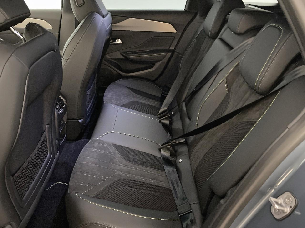 Peugeot 308 sw electrique 55 kwh 156ch gt — photo 10