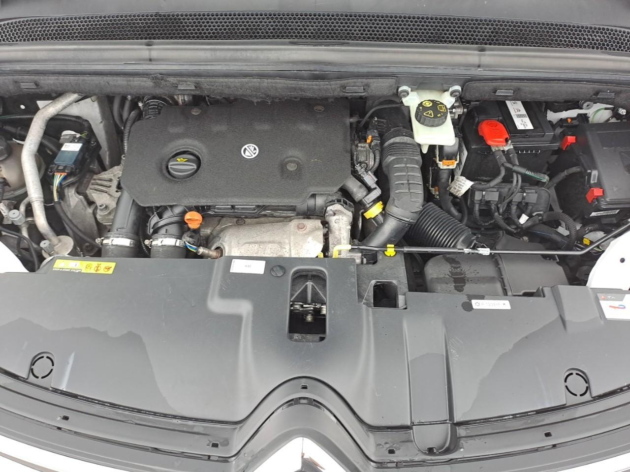 Citroën C4 spacetourer bluehdi 130 s&s bvm6 live — photo 16