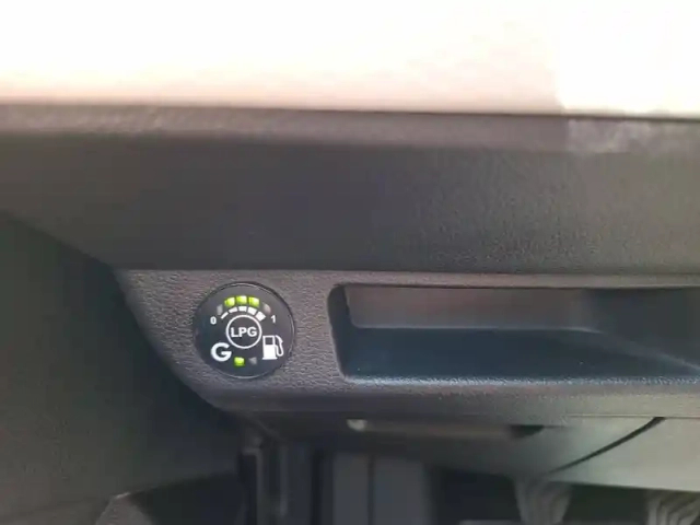 Renault Clio tce 100 gpl — photo 46