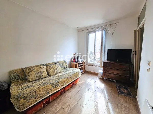 Studio 1 pièce 17 m²