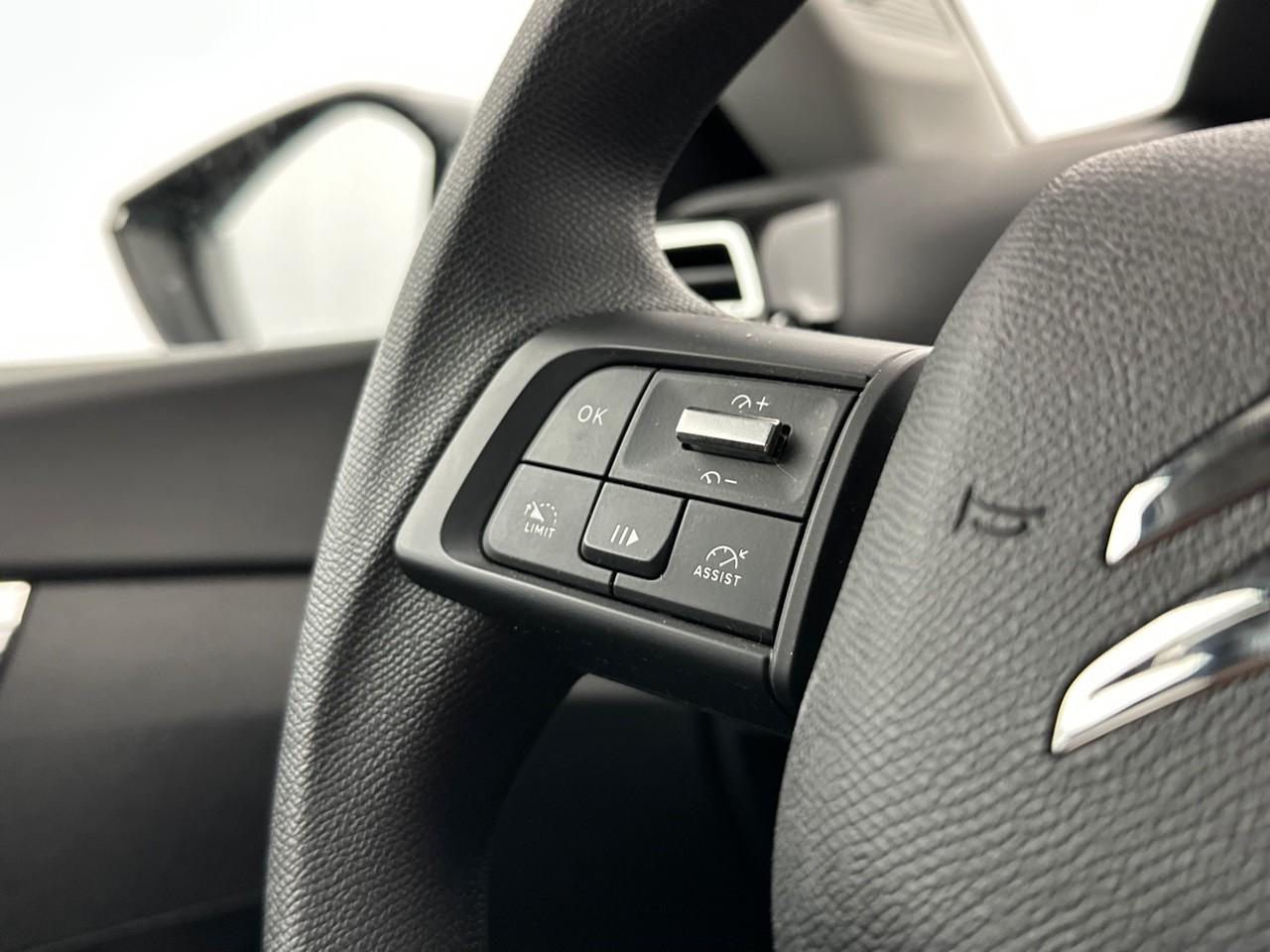 Citroën C4 e-c4 136 ch automatique live — photo 17