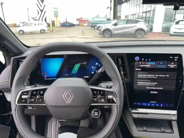 Renault Megane e-tech 220 ch autonomie confort gsr2 — photo 59