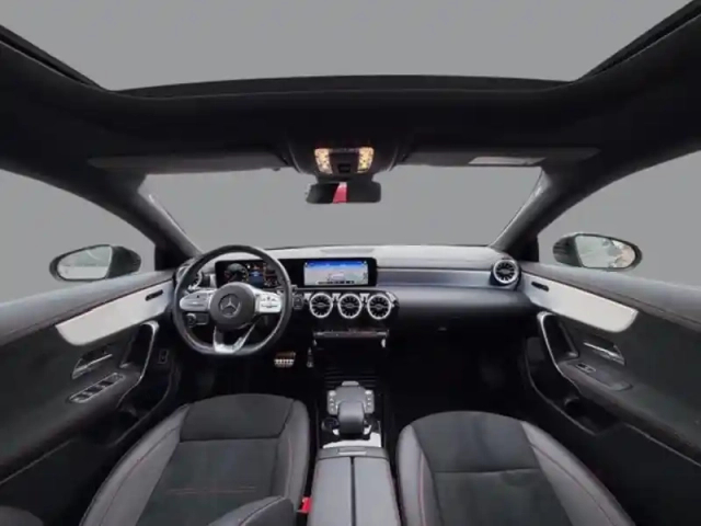 Mercedes Cla 220 d amg line — photo 11