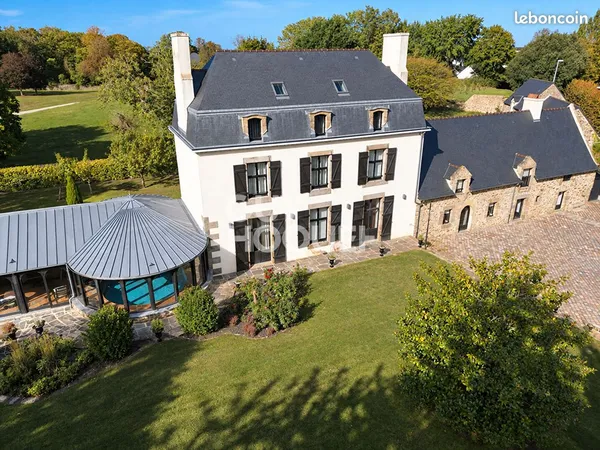 Propriété 9 pièces 450 m²
