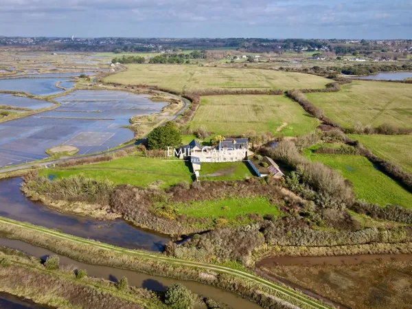 Guérande, Domaine de 37 hectares au coeur des marais salants à vendre Pays de la Loire