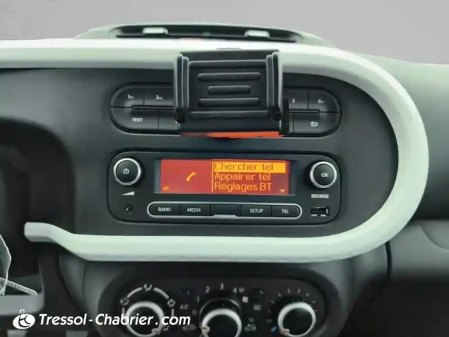 Renault Twingo iii 0.9 tce 90 energy intens — photo 11