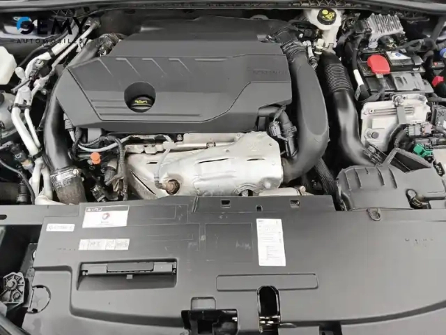Peugeot 508 sw hybrid 225 e-eat8 — photo 12