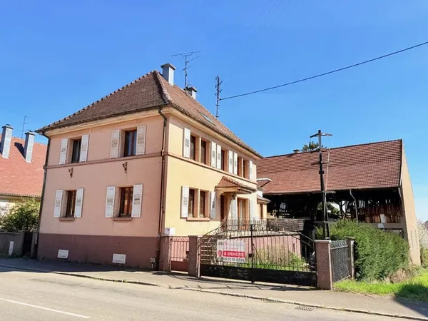Maison 3 niveaux de 176m2 env. - Annexe de 500m2 sur 3 niveaux - Terrain de 830m2