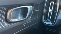 Volvo Xc40 D4 AdBlue AWD 190ch R-Design Geartronic 8 — photo 17
