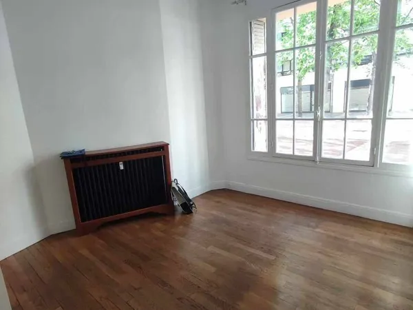 Local professionnel 4 pièces 70 m²