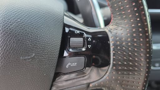 Peugeot 308 SW 1.6 Puretech 225 EAT8 - GT – 2018 – 120980 km – Essence – Boîte Automatique — photo 8