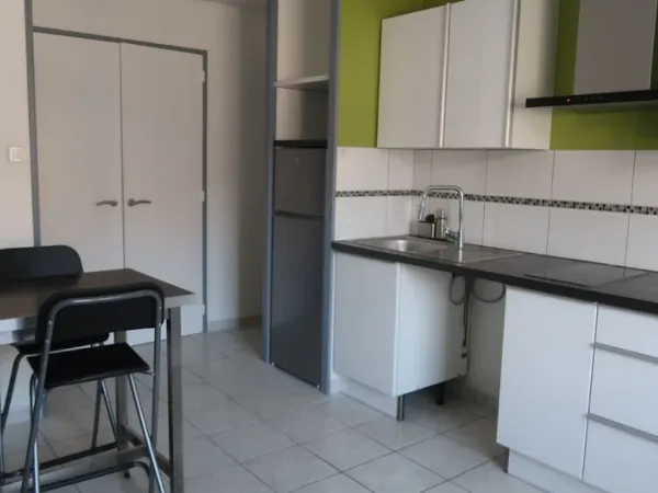 Studio 1 pièce 30 m²