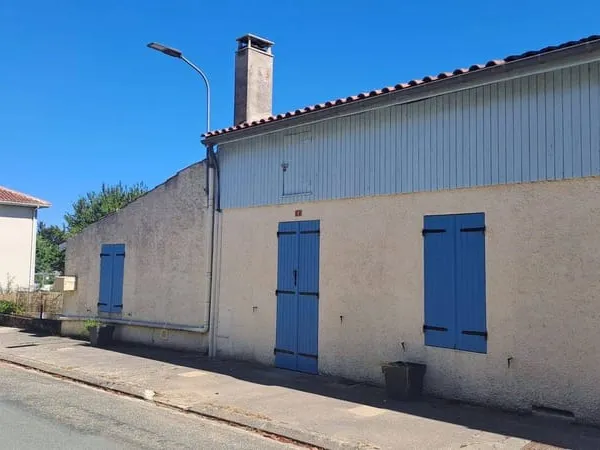 Maison 4 pièces 315 m²