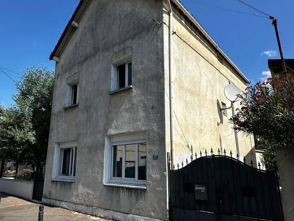 Maison 8 pièces 180 m²