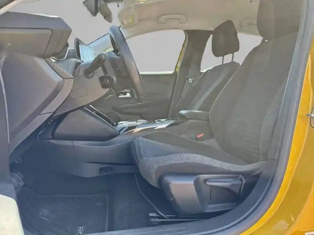 Peugeot 208 electrique 50 kwh 136ch — photo 11