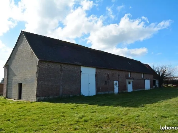 Grange 2 pièces 540 m²