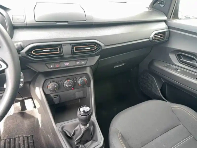 Dacia Sandero tce 90 gsr2 — photo 8