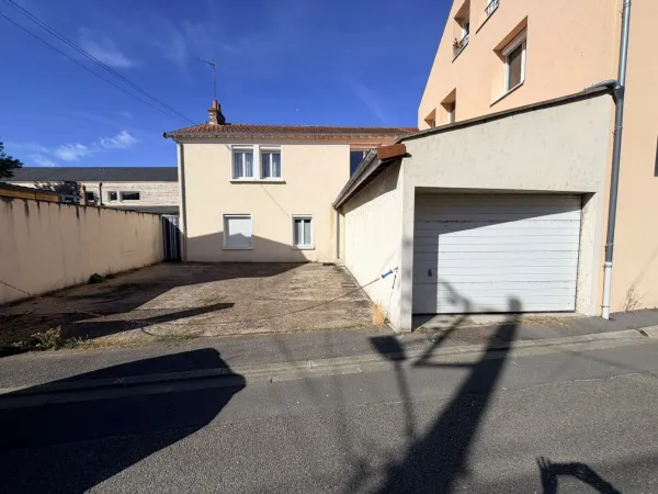 Loft contemporain au Mans - Pièce de vie 80 m² - 3 chambres - Terrasse - Garage