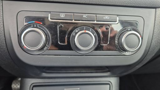 Volkswagen Golf Plus 1.6 TDI 90 - Trendline – 2012 – 64325 km – Diesel – Boîte Manuelle — photo 16