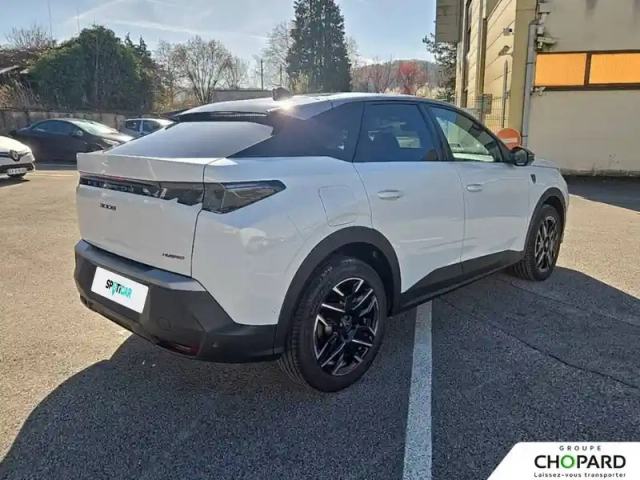 Peugeot 3008 hybrid 145 e-dcs6 — photo 31