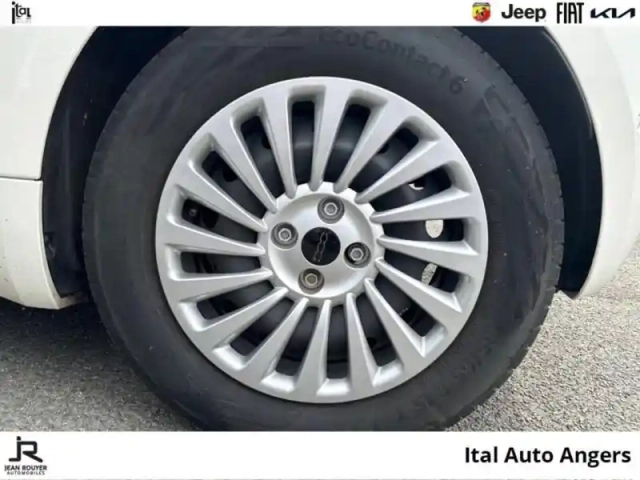 Fiat 500 e 95ch pack confort my23 — photo 11