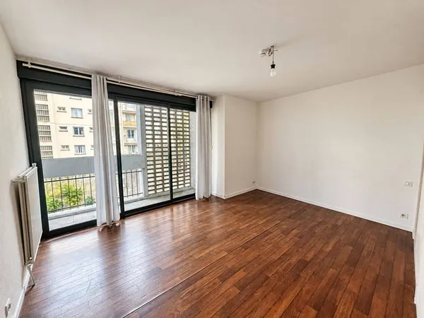 Studio 1 pièce 29 m²