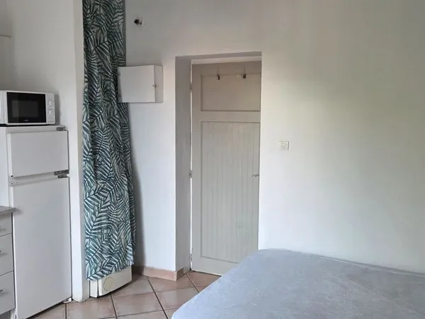 Studio meublé