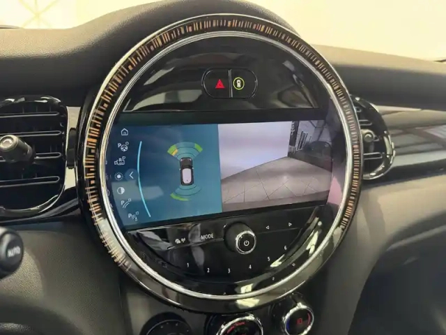 Mini Mini hatch 3 portes cooper 136 ch dkg7 — photo 35