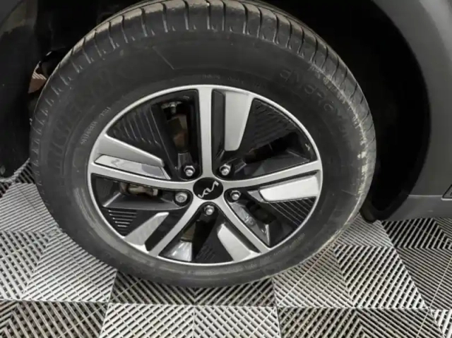 Kia Niro 1.6 gdi 105ch isg + plug-in 60.5ch active dct6 5cv — photo 14