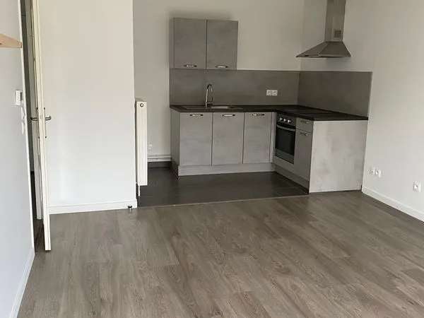 Appartement T2 avec terrasse - résidence récente sécurisée - Quartier Le Plouich