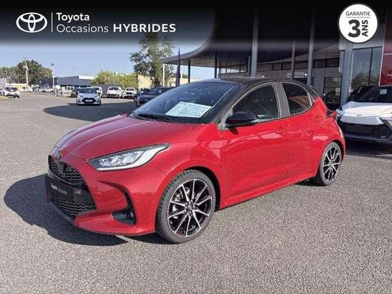 Toyota YARIS Toyota Yaris 130h GR Sport 5p MC24 — photo 1