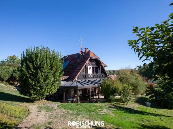 UEBERSTRASS : superbe maison de 130 m2 sur 18 ares de terrai