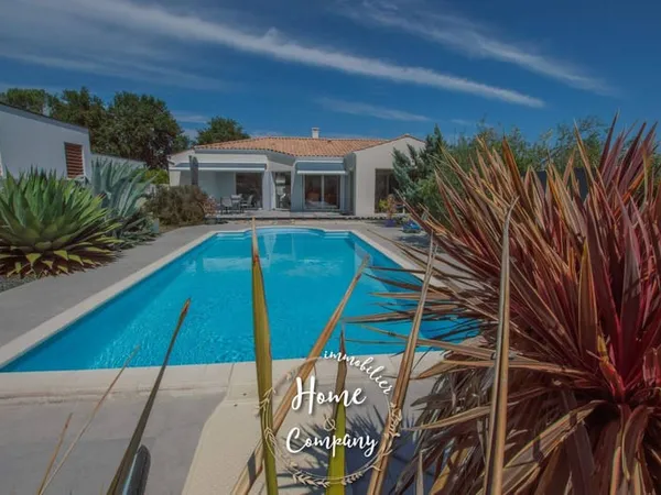 Maison de plain-pied 5 pièces 129 m²