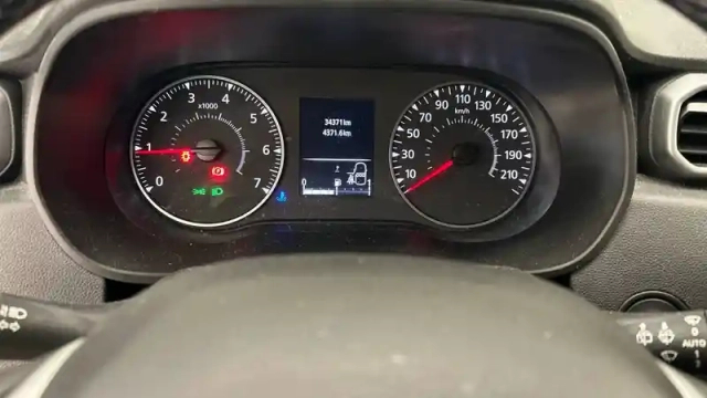 Dacia Duster blue dci 115 4x4 — photo 14