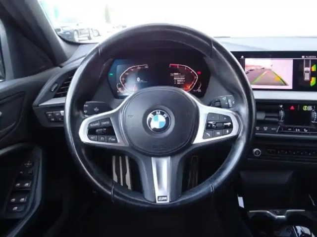 Bmw Serie 1 série 1 118ia 136ch m sport dkg7 — photo 8