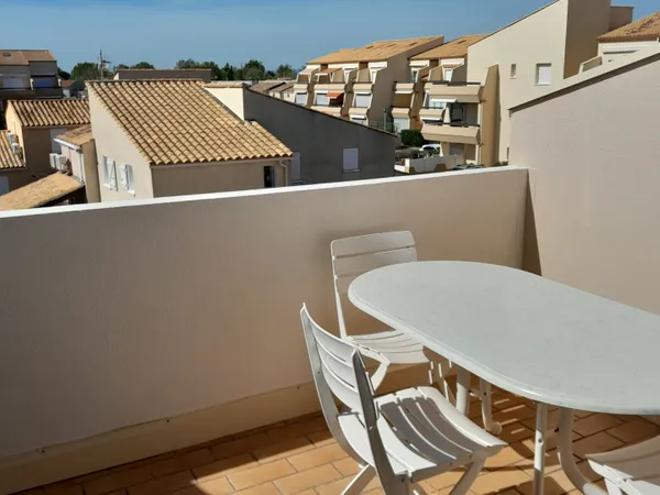 APPARTEMENT TYPE DUPLEX AVEC TERRASSE ET GARAGE