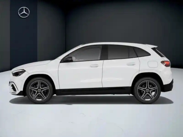 Mercedes Gla 180 d amg line — photo 2