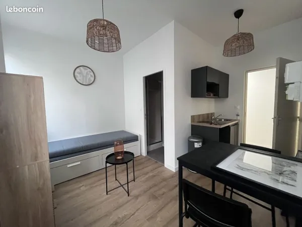 Studio 1 pièce 15 m²