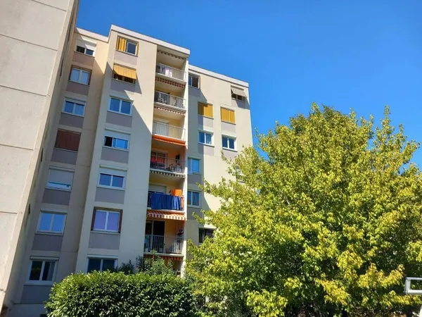 Appartement 5 pièces 99 m²