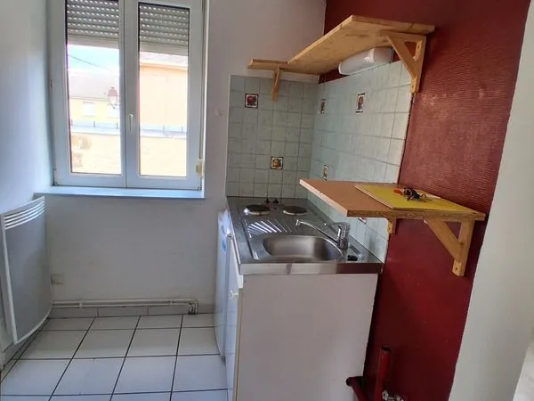 Appartement Location Bazeilles 1p 22m² 314€