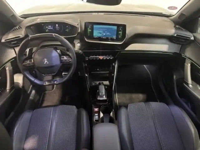 Peugeot 2008 1.2  130 gt eat8 / gps / caméra / carplay — photo 12