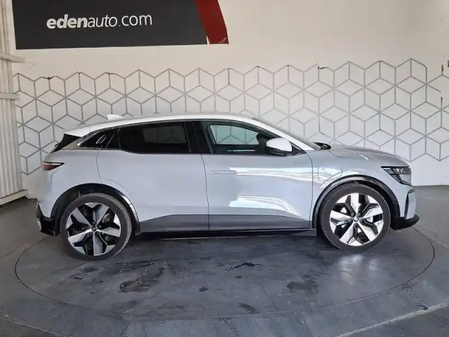 Renault Megane e-tech ev60 220 ch super charge — photo 60