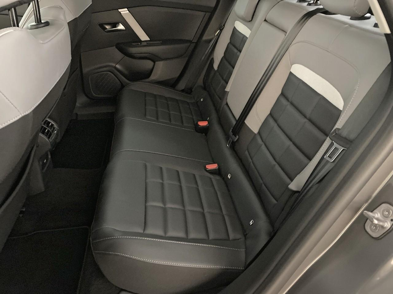 Citroën C4 hybride 136 e-dcs6 max — photo 10