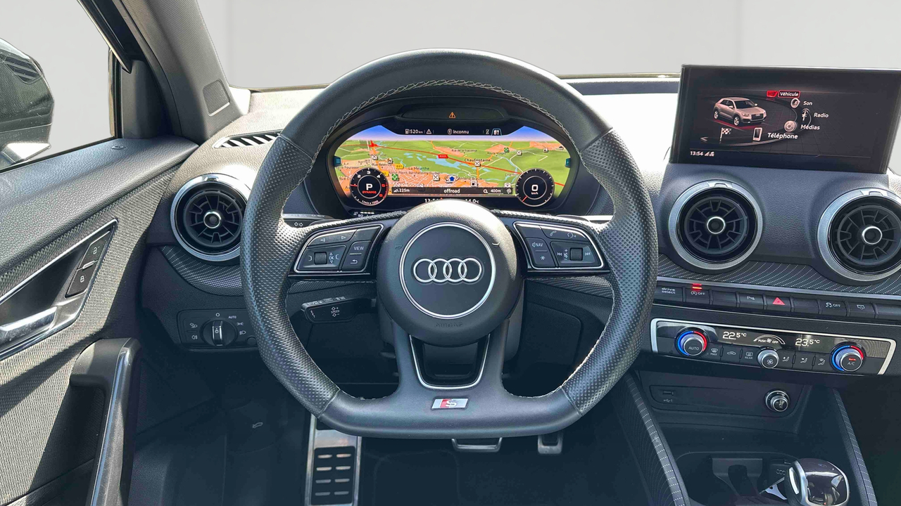 Audi Q2 35 TDI 150 S tronic 7 — photo 10