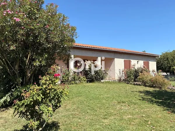 Maison 8 pièces 214 m²