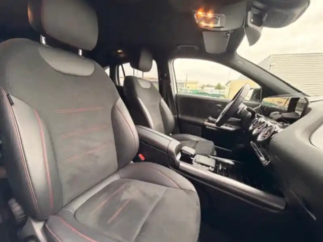 Mercedes Gla 250 e amg line — photo 11