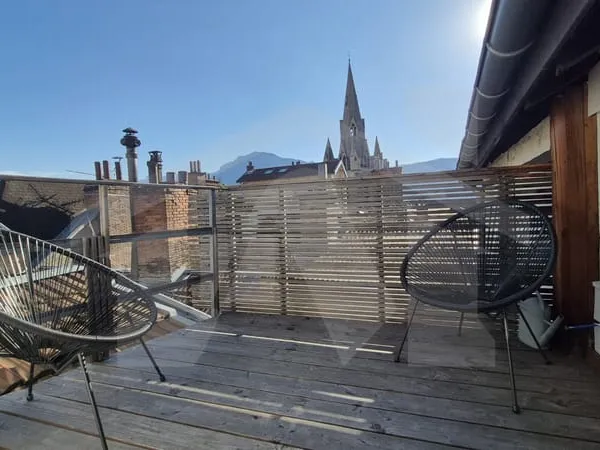 Duplex 4 pièces Hyper-centre Terrasse Vue dégagée