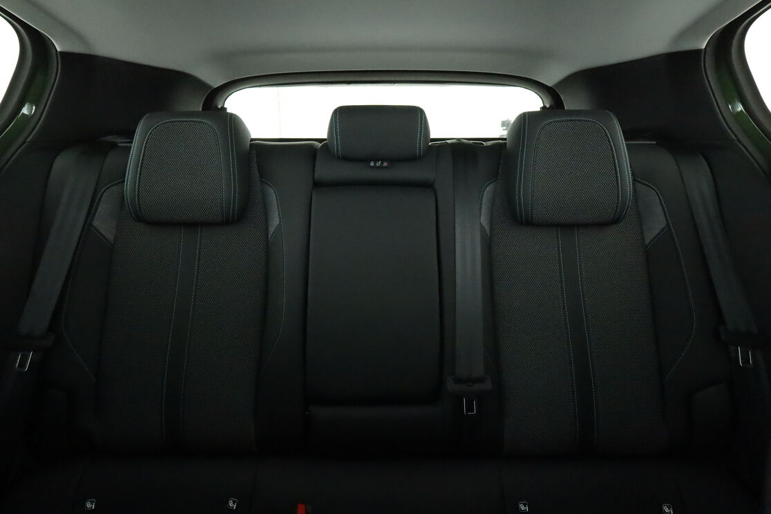 Peugeot 308 1.6 PHEV Allure Pack e-EAT8 — photo 14