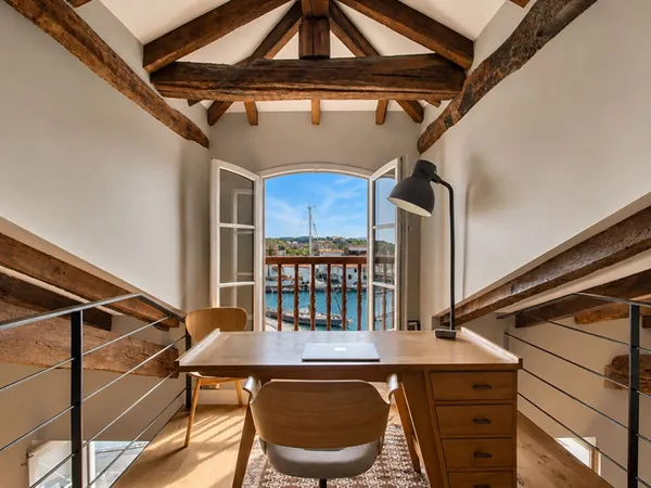 À vendre - Ciboure centre historique - Appartement duplex avec vue port